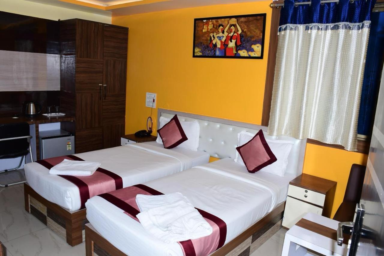 Ar Grand Hotel Rājgīr Extérieur photo